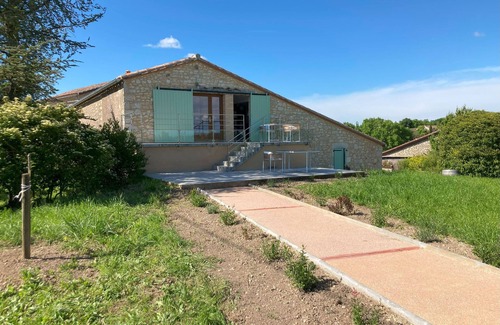 Souel House | Charming gîte with gym in the countryside near Cordes-sur-Ciel