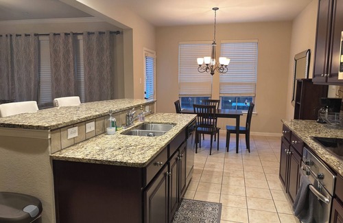 Lewisville House | Charming Hamilton Home