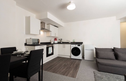 Heywood Apartment | Charming Heywood 1BR Apt: Perfect for Long Stays