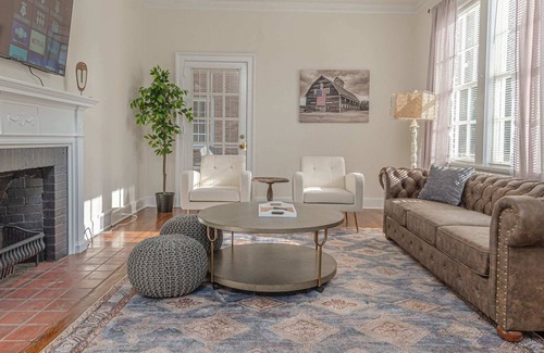 Columbus House | Charming Historic Home in Midtown Columbus