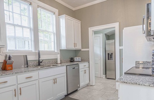 Columbus House | Charming Historic Home in Midtown Columbus