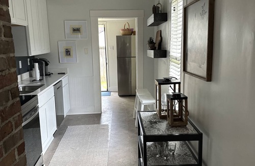 Mobile House | Charming Historic Midtown Home