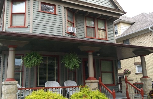 Cleveland House | Charming Historical Home-5 Min To Downtown/Metrohealth