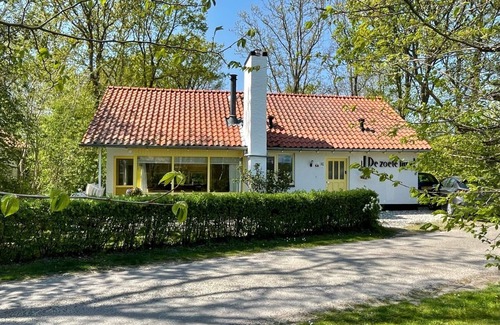 Koudekerke House | Charming holiday home, right behind the dunes, in Koudekerke/Dishoek for eight people