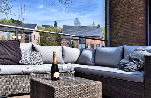 Barvaux House | Charming Holiday Home in Durbuy with Sauna
