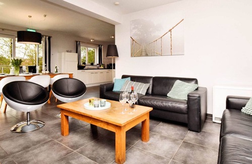 Barvaux House | Charming Holiday Home in Durbuy with Sauna