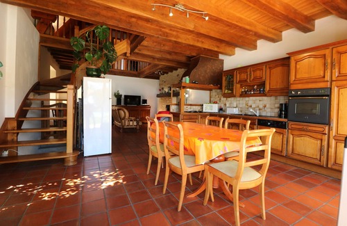 Orliac House | Charming holiday home with private pool set in a beautiful green area