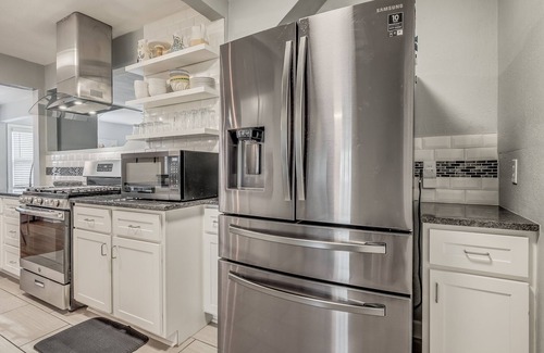 Central Oklahoma City House | Charming home near Fairgrounds & DownTown sleeps 9