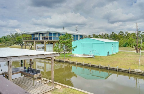 Lake Charles House | Charming Home w/Dock, Fishing Retreat on the Lake