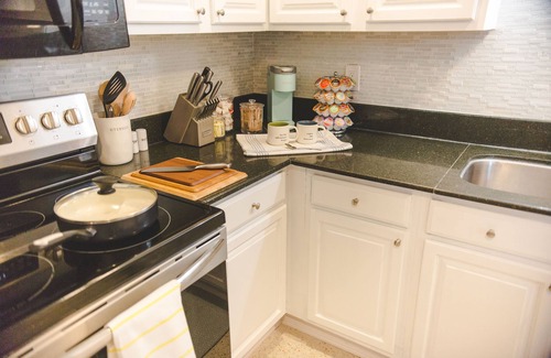 Vero Beach South House | Charming home with hot tub, minutes from the beach