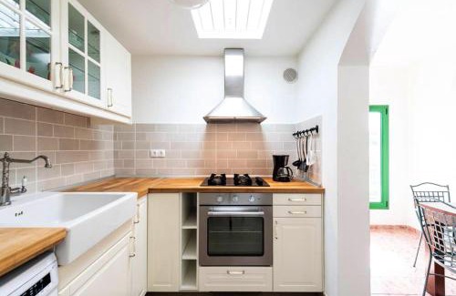 Temisas House | Charming House in Temisas with Parking and Air Conditioning