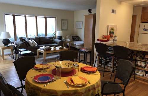 Harbert House | Charming House walking distance to the beach and bakery!