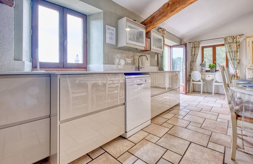 Razac-d'Eymet Villa | Charming House with Heated Pool, Jacuzzi and Spectacular Views