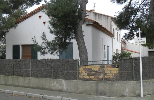 Leucate Villa | Charming house with garden, close to the beach and away from the cliff.