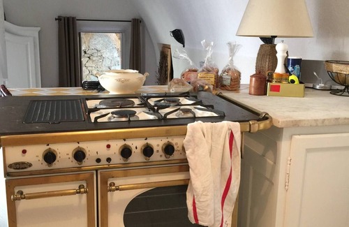 Aregno House | Charming house with sea view, 10 minutes from Ile Rousse and beaches.