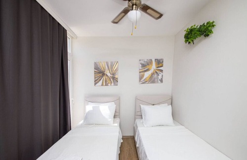 Milas Villa | Charming House with Shared Pool in Milas