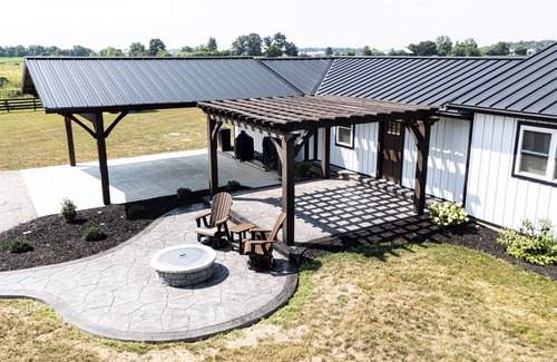 LaGrange Cottage | Charming LaGrange 3-bedroom cottage less than 10 minutes from Shipshewana, IN!