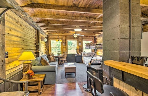 Ridge House | Charming Lakefront Cabin Fish, Hike and More!