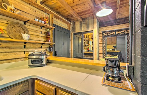 Ridge Cabin | Charming Lakefront Cabin: Fish, Hike & More!