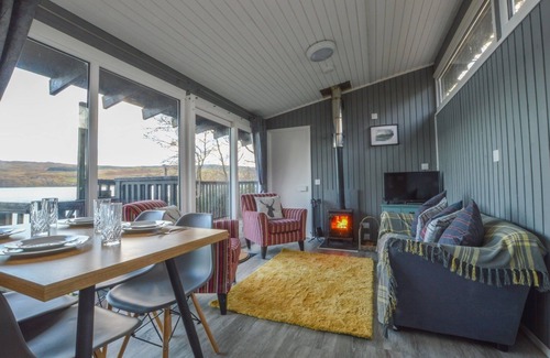 Taynuilt Cabin | Charming loch side log cabin with hot tub & stunning views across loch