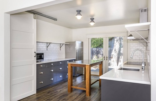 Healdsburg Cottage | Charming Matheson Modern Townhome 2 Blocks from Healdsburg Plaza