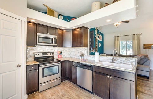 Nampa House | Charming Nampa Home w/Backyard + Grill!