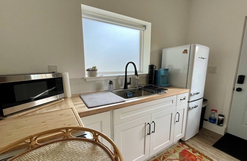 Sebastopol Apartment | Charming NEW studio with AC and private yard in tranquil Sebastopol