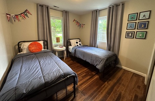 Indianapolis House | Charming newly renovated ranch 4 minutes from I-465 & US 31