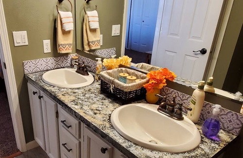 Northwest Boise City House | Charming Northwest Boise ranch house with fenced backyard.