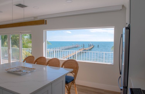 Tavernier Villa | Charming Ocean Front Pool Home with dockage & pool