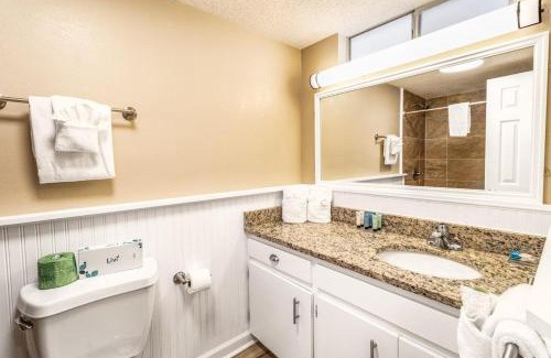 Litchfield by the Sea Apartment | Charming Oceanview King Efficiency on the 2nd Flr