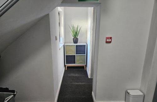 Telford Apartment | Charming Oxford Apartment in Telford - Flat 1