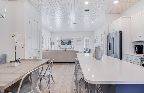 Cinnamon Shore Cottage | Charming Parkside Cottage@Cinnamon Shore North w/Easy Amenity Access!