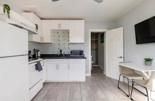 Camelback East House | Charming Pet Friendly Cactus Casita