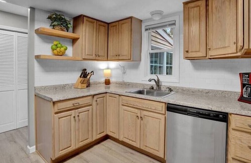 Albrightsville House | Charming Pocono Rancher | Fireplace | Lake Access
