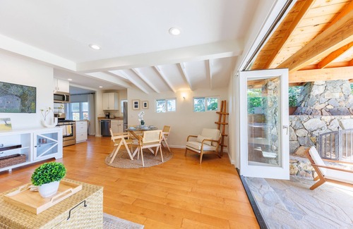 Cardiff-by-the-Sea House | Charming Private Oasis - Sunsets, Pool, Spa