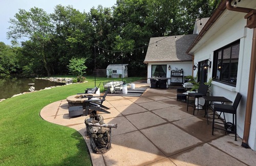 Broken Arrow House | Charming, Private 3-bedroom house in awesome Broken Arrow 31-Day minimum stay
