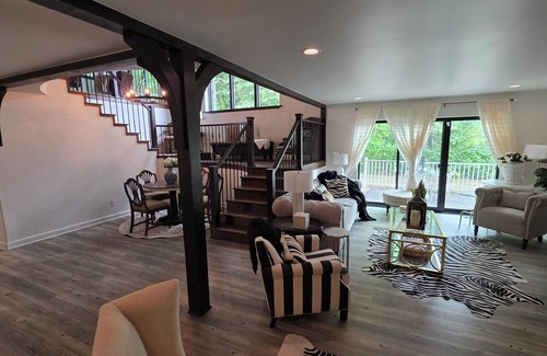 Broken Arrow House | Charming, Private 3-bedroom house in awesome Broken Arrow 31-Day minimum stay