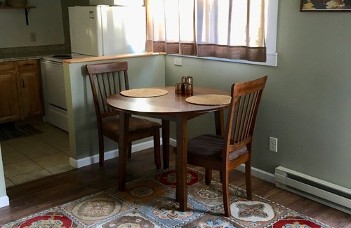 Livingston Apartment | Charming private studio