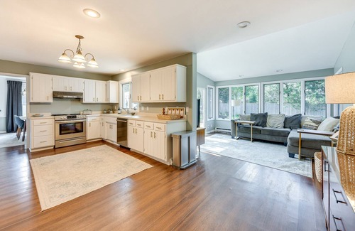 Racine House | Charming Racine Home - Walk to Lake Michigan!