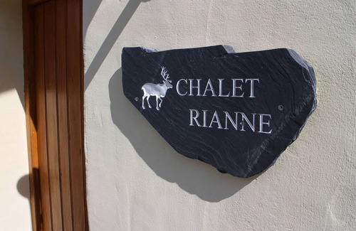 Valfrejus Ski Chalet | Charming renovated chalet, sleeps 8, Valfréjus