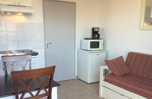 Mouries Cottage | Charming rental with shared-pool in the Alpilles, 4 peoples