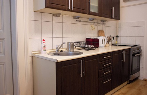 Belso-Ferencvaros Apartment | Charming Residence in the Heart of Budapest - Supercentral with Free Parking