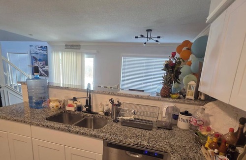 Cibolo House | Charming Room with AC, WiFi and Pool RM A