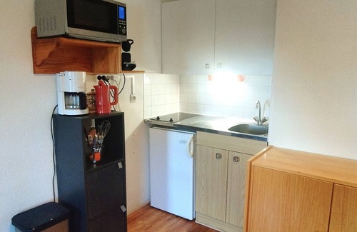 Prapoutel Apartment | Charming studio on 5th floor near hiking trails and aquatic center!