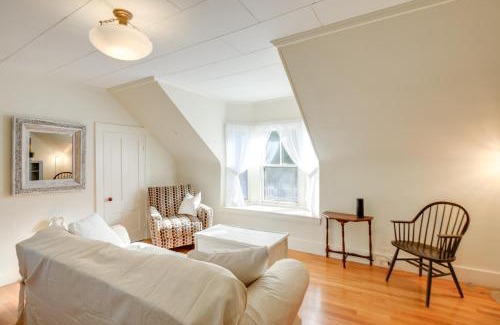 Southern Coast Apartment | Charming Saco Apartment about 4 Mi to the Beach!