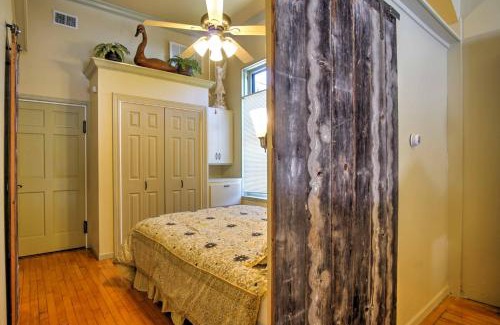 Saugatuck Apartment | Charming Saugatuck Condo with Private Deck and Grill!