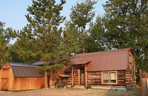 Roscoe Cabin | Charming small barn conversion with stunning East Rosebud views