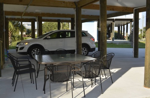 Pensacola Beach House | Charming Sound Side Beach Home