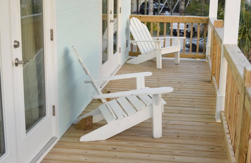 Pensacola Beach House | Charming Sound Side Beach Home